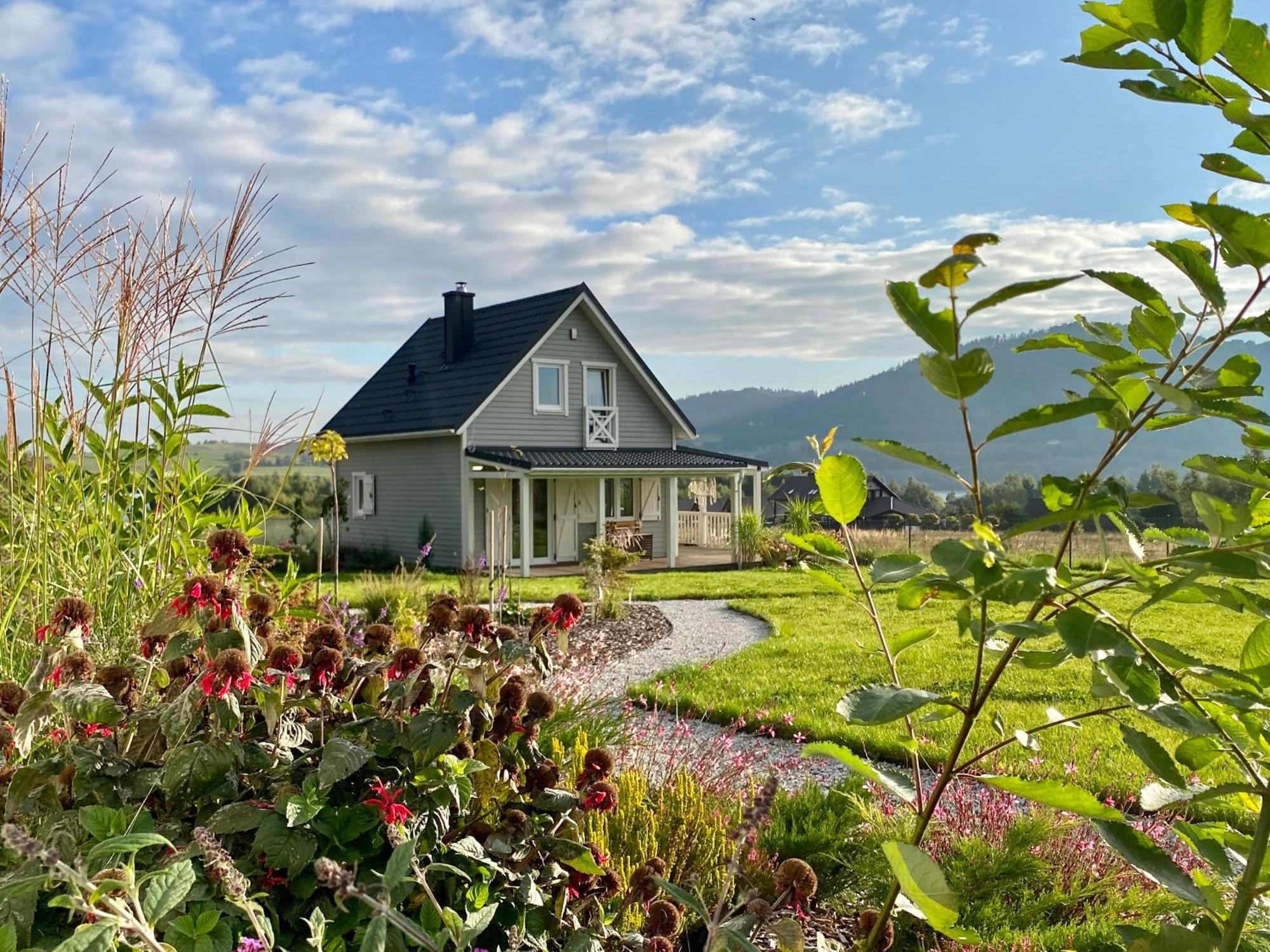 Osada Aurora Caloroczne Z Jacuzzi Z Widokiem Na Jezioro I Gory Holiday home Miszkowice